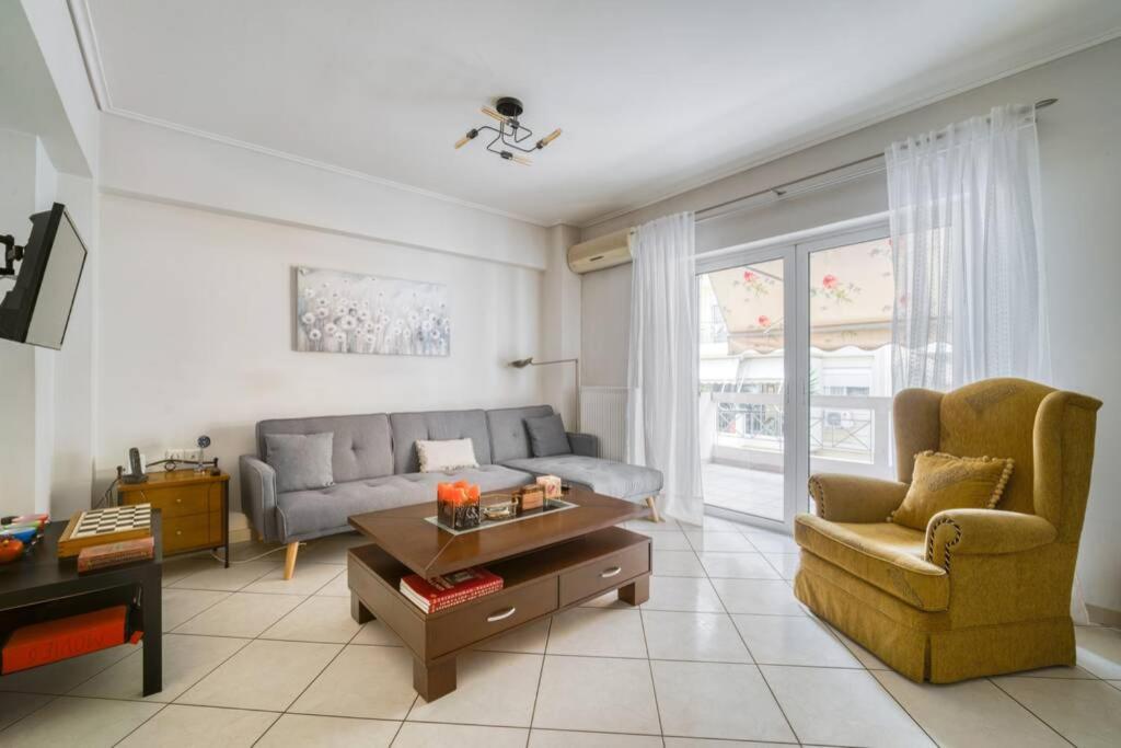 أثينا Spacious Family Flat Near Parthenon Free Parking المظهر الخارجي الصورة
